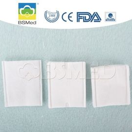 0.4 - 0.6g Square Cotton Face Wipes , Cosmetic Thin Cotton Pads For Face 6 * 7cm