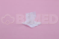 Surgical Dressing 0.4 - 0.6g Square Cotton Pads , Plain Pattern Cosmetic Cotton Pads